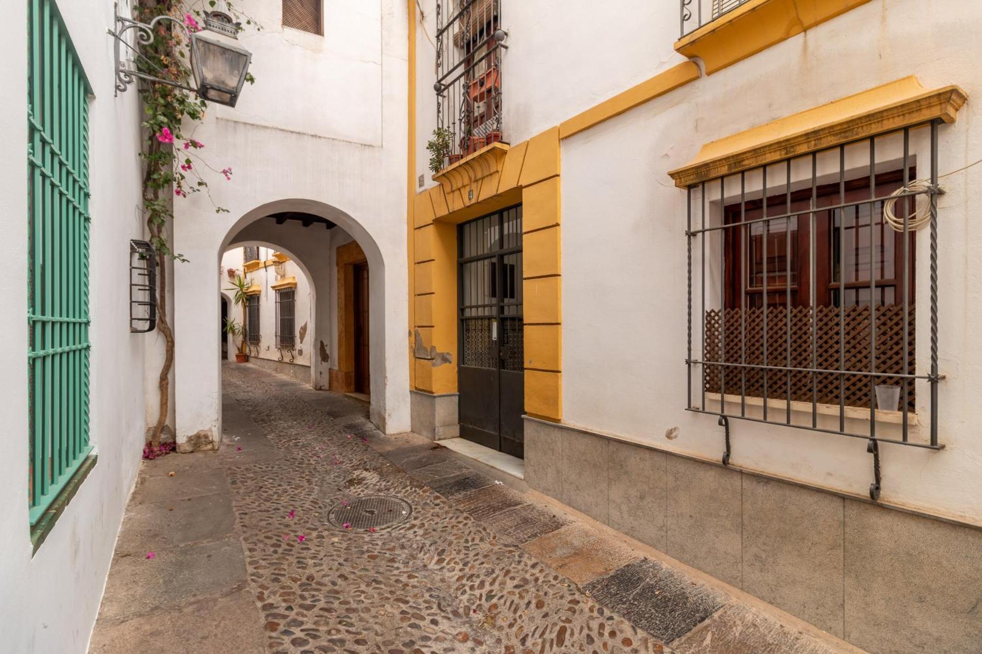 Apartamento Conde Y Luque Córdoba Kültér fotó